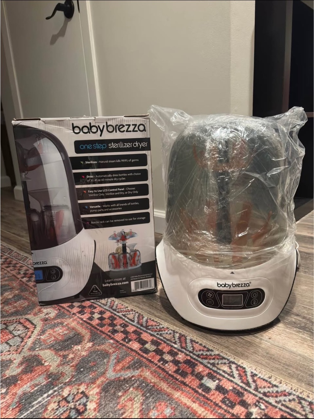 EUC baby breeza sterilizer and dryer, lid new!
